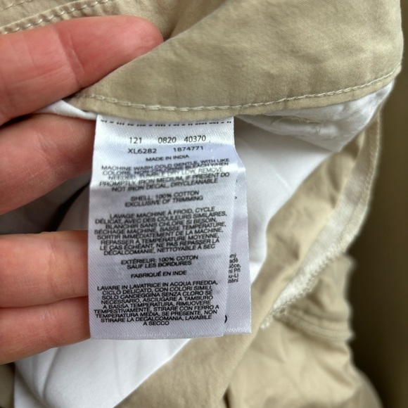 Columbia Women’s Shorts - Picture 9 of 11